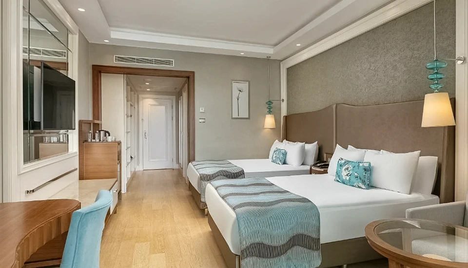 هتل تایتانیک دلوکس گلف بلک آنتالیا